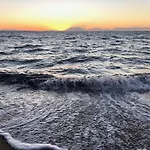 Seasidelongo 1 Min From The Of Nikiti (Sithonia)