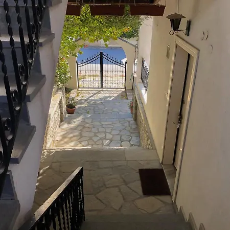 Seasidelongo 1 Min From The Of Nikiti (Sithonia)