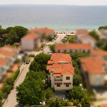 Holiday home Seasidelongo 1 Min From The Of Nikiti (Sithonia)