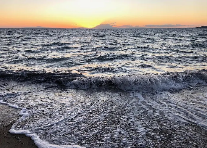 Seasidelongo 1 Min From The Of Nikiti (Sithonia)